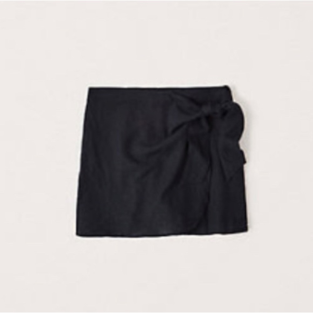 NWT: Abercrombie Linen-Blend Wrap Skort